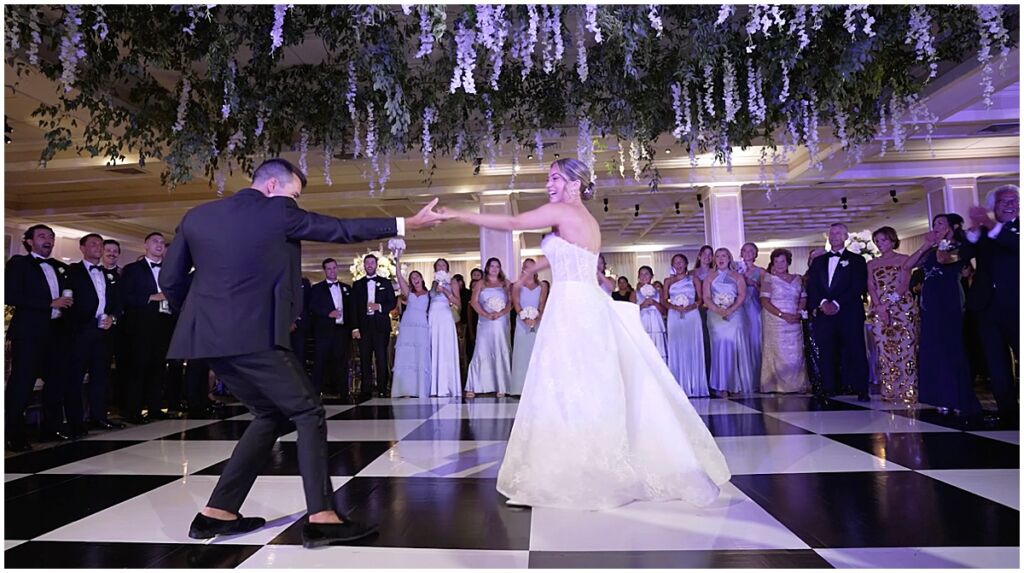 Bride and groom on the dance floor at Old Westbury Golf Country Club